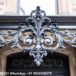 Contemporary House Exterior Iron Feature Ideas No-0366