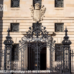 Villa Elevation Iron Design with Stylish Geometric Framework No-0820