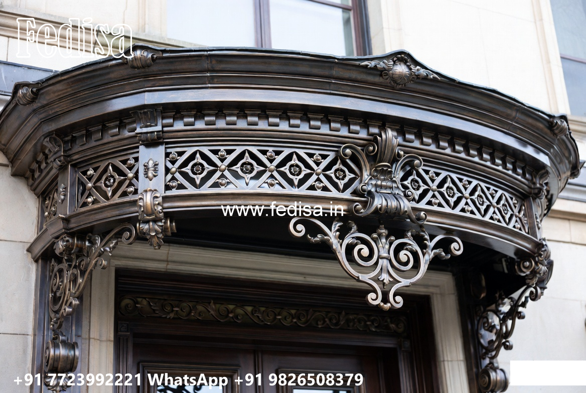 Elegant Decorative Iron Balcony Concepts for Villas No-0857