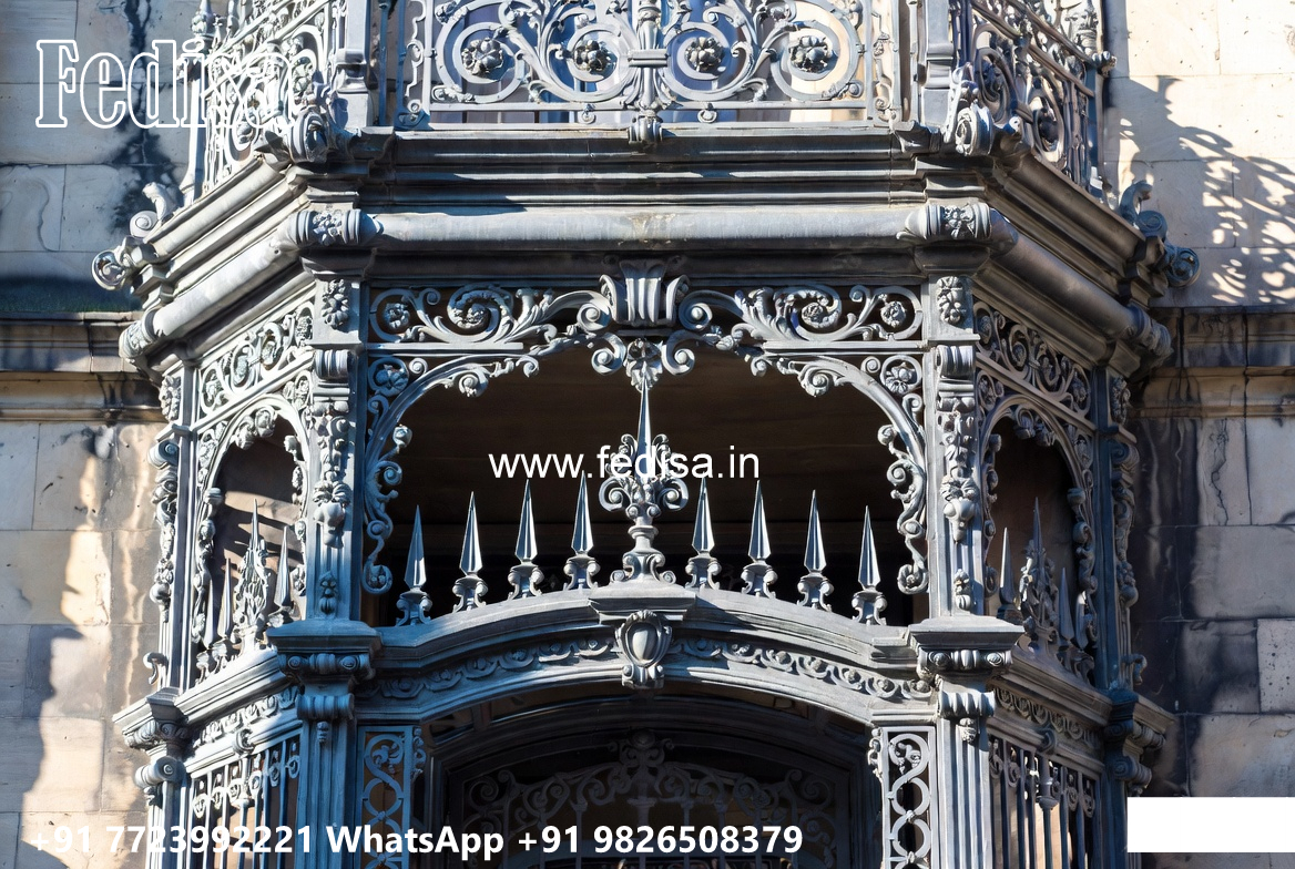 Elegant House Front Iron Feature Panels No-2283