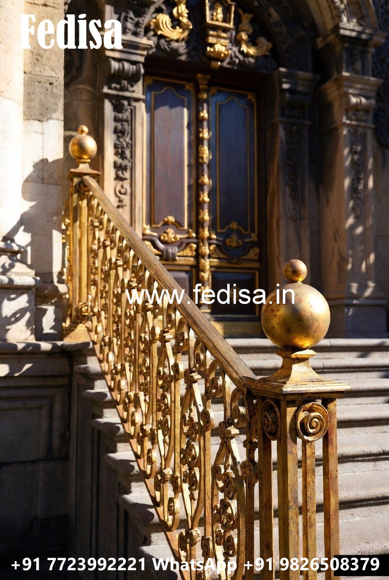 Decorative Brass Balcony Railing With Artistic Work Steel Grill Design In Window
