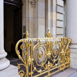 Modern Brass Railing For Interior Spaces Modern Baluster Design For Terrace